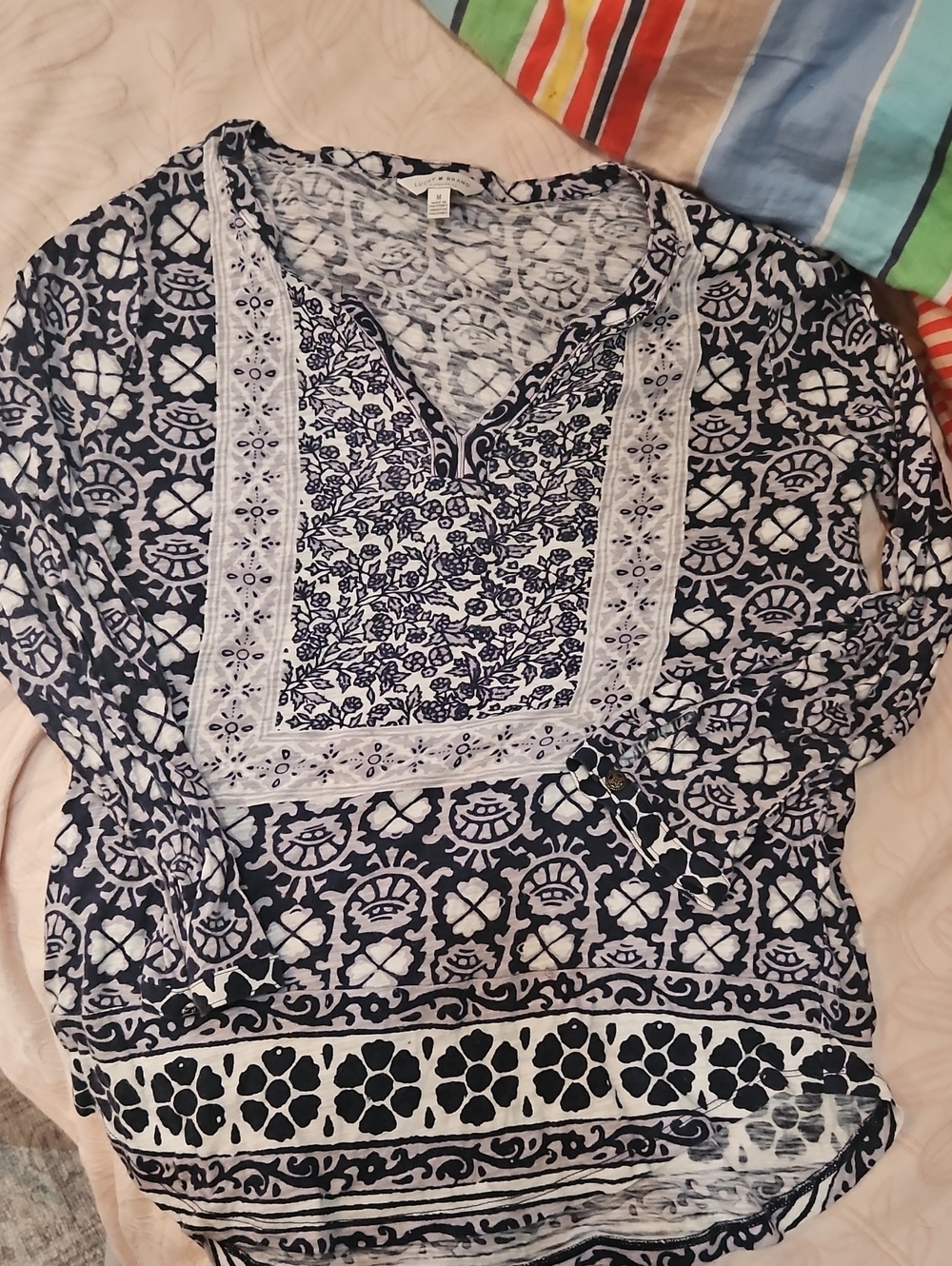 Lucky Brand Navy and White Printed V-Neck Blouse